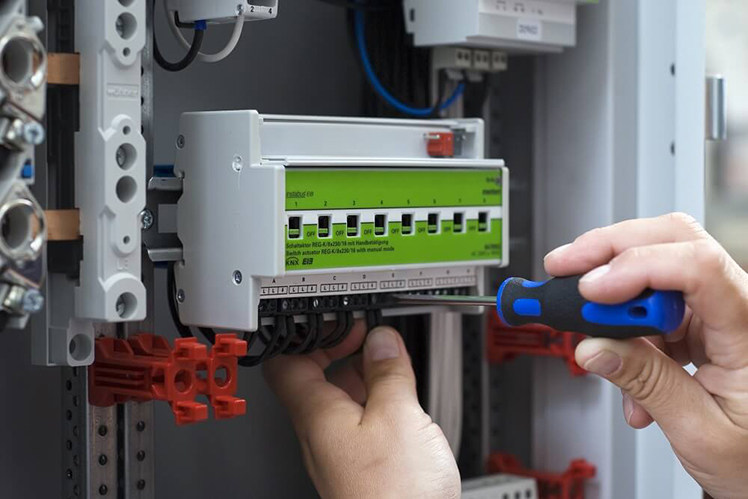 Technischer Systemplaner der Firma ZEKA Elektrobau GmbH