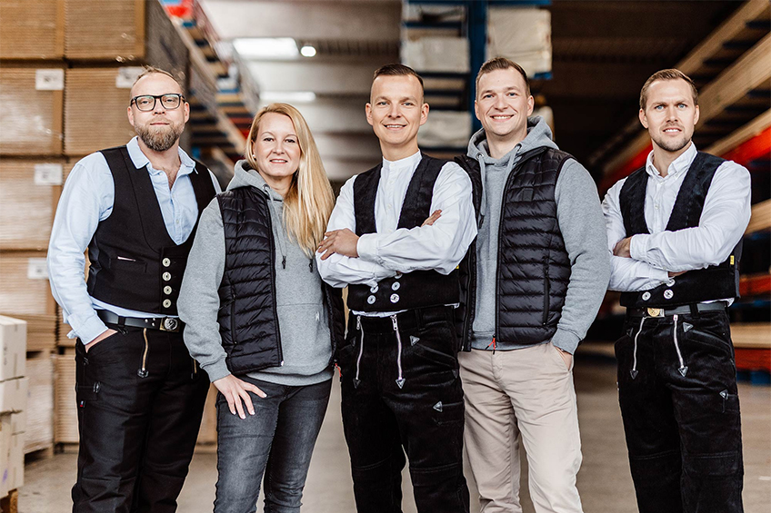 Mitarbeiter der Firma Dachdecker-Einkauf Ost