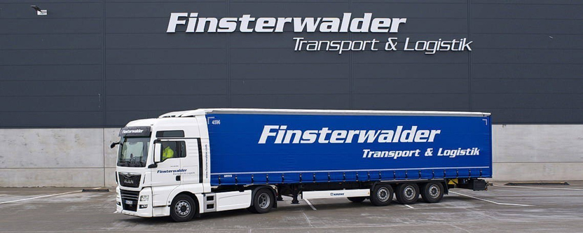 Auto mit Logo der Firma Finsterwalder Transport & Logistik GmbH